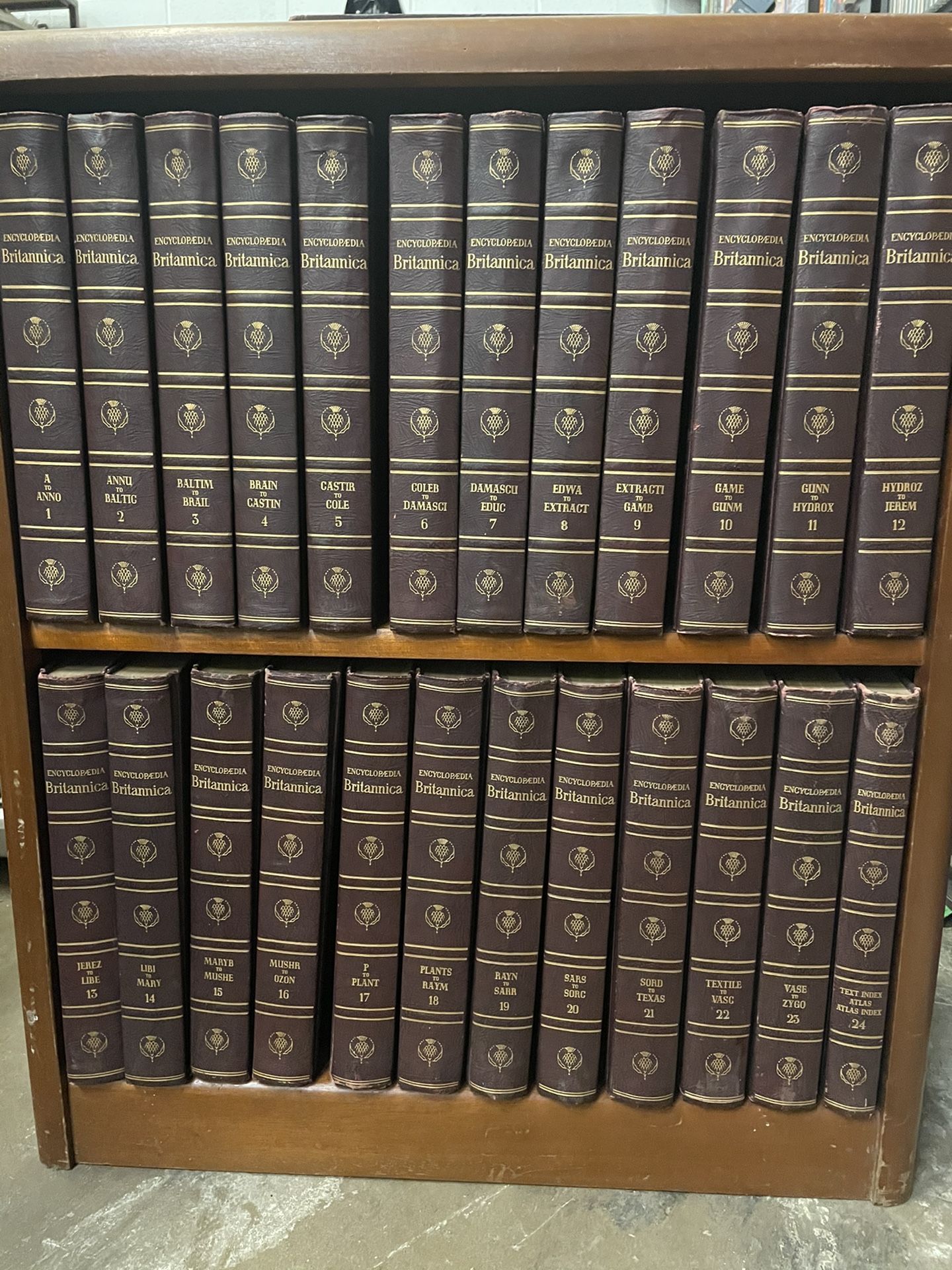 Encyclopedia Britannica Full Set