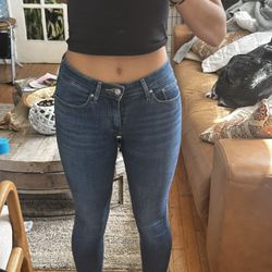 Levi’s Skinny Jeans, Blue wash , size 24