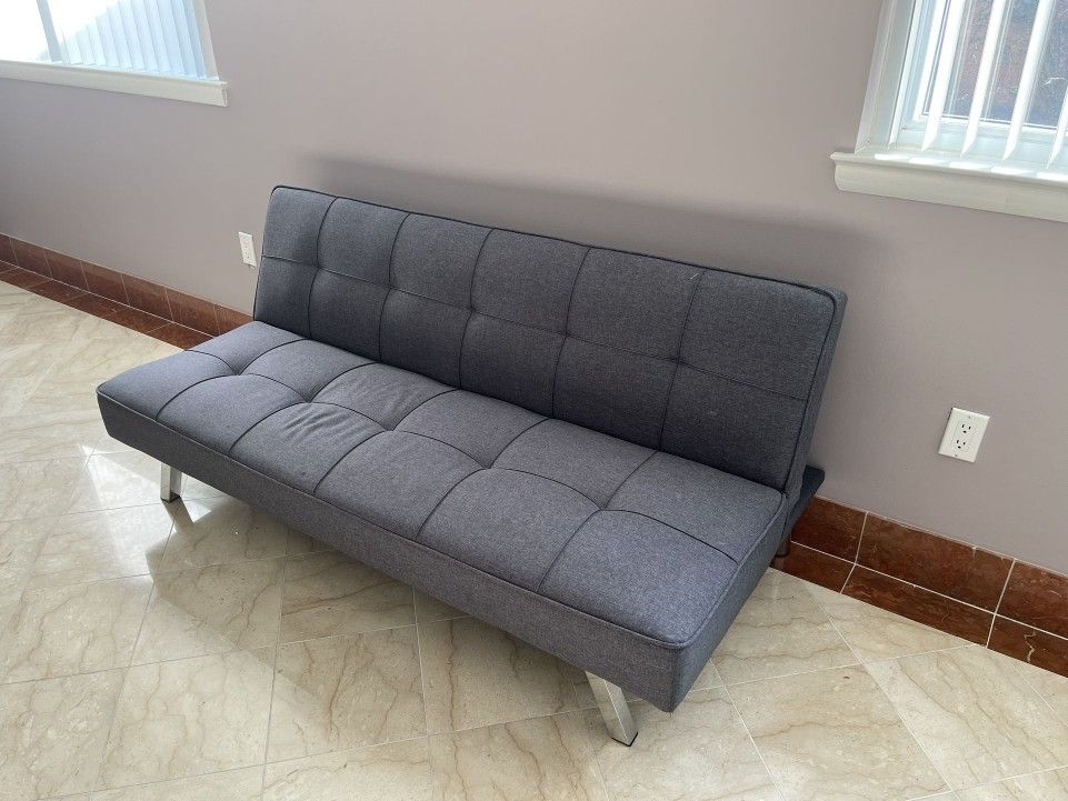 Grey Futon With Armrest