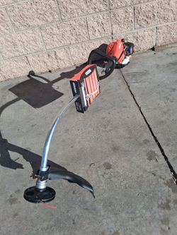 ECHO GAS STRING TRIMMER