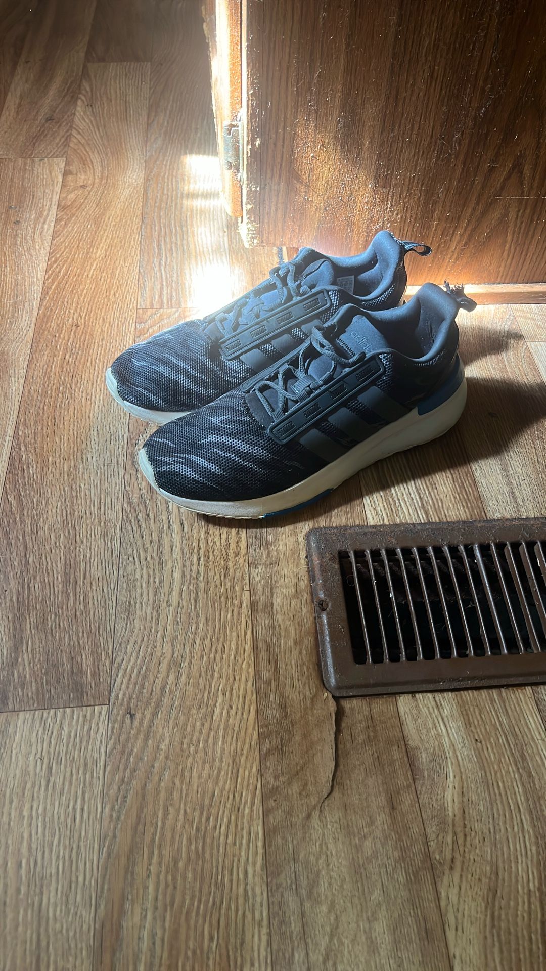 Adidas Racer TR21 Low Running Shoes Men’s Sneakers US 10