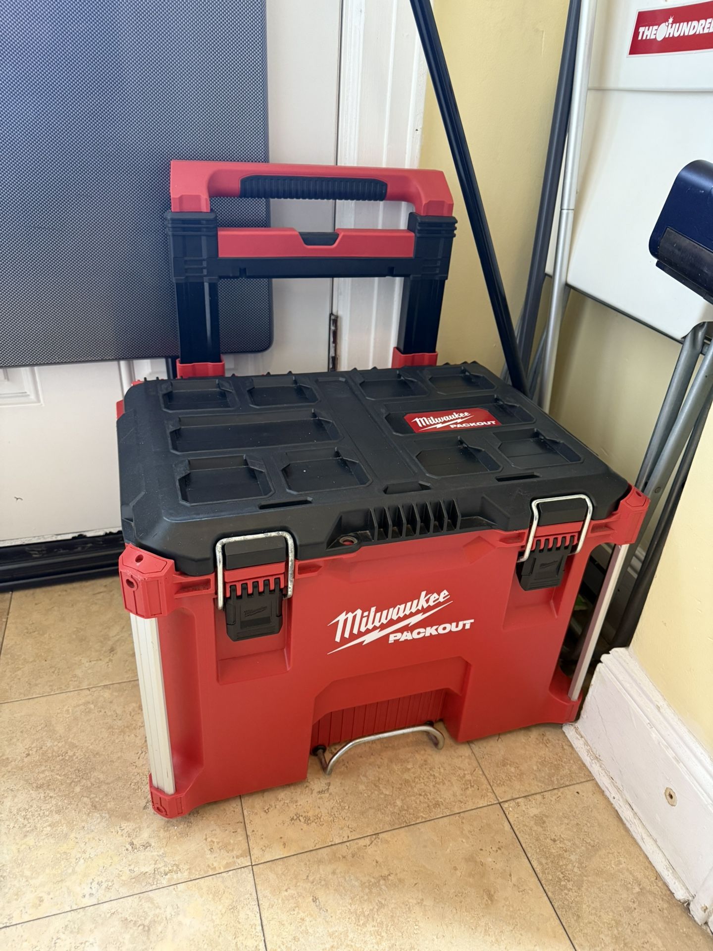 Milwaukee Packout Rolling Cart