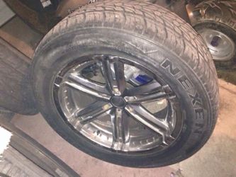 Set of 4 20" wheels rims and tires. Size 275 / 55 / 20