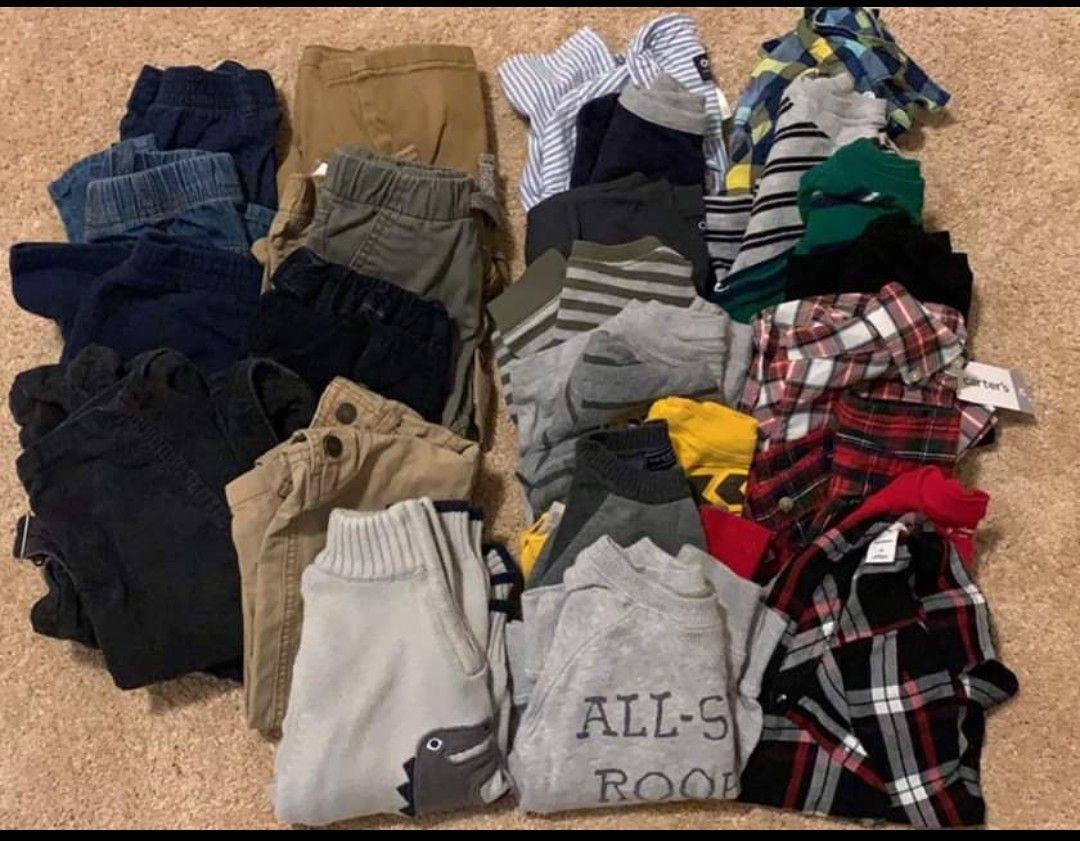 10 piece Boys 12-18 MONTH Clothing Bundle