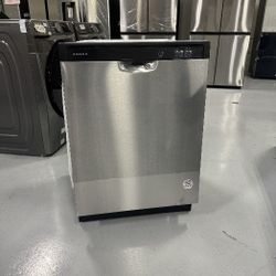 Stainless Steel Dishwasher BRAND NEW 24" 