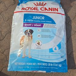 Royal Canin Giant Junior Dry Dog Food 30lb