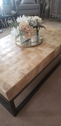 Wood And Iron Bottom Frame Coffee Table 