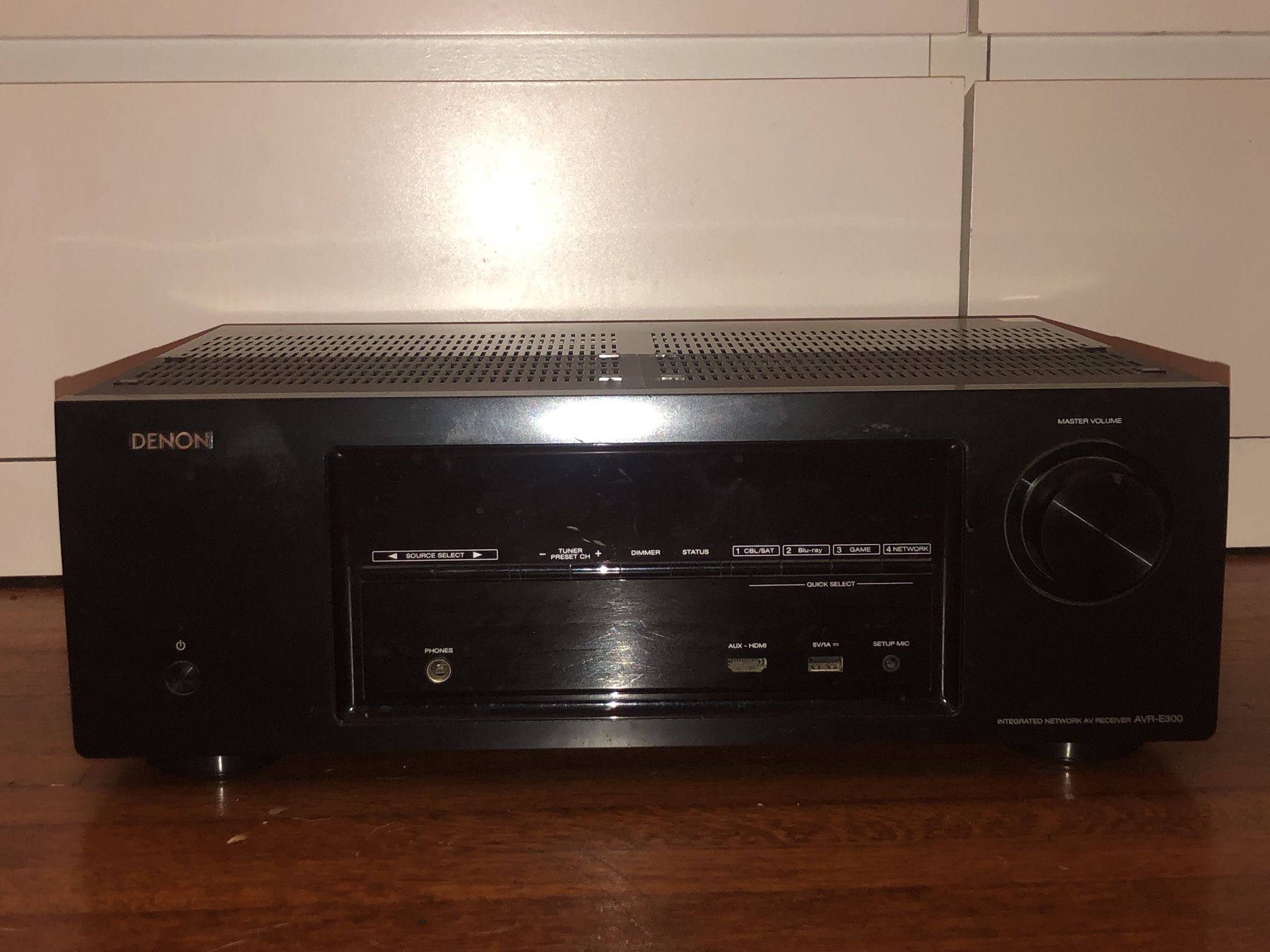 Denon AVR-E300 Home Theater 5.1 Receiver