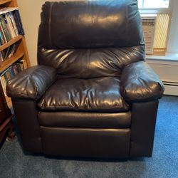 Bonded Leather Chair 
