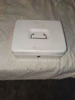 Cash holder
