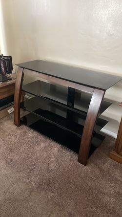 Tv stand/Entertainment Center