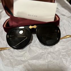 Gucci Foldable Sunglasses 