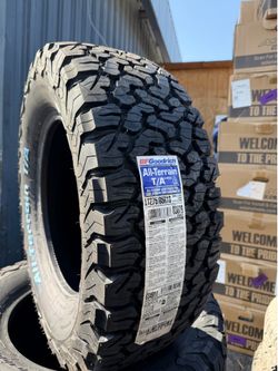 LT 275/65/18 BF Good Rich Tires