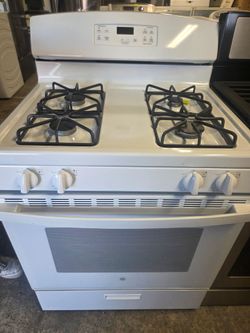 Ge gas range white new condition from scratch and dent warranty Financing With Snap If You Qualify