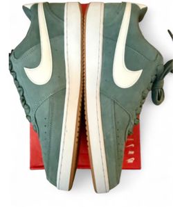 Nike Court Vision Lo FL V2 Low-Top Sneakers Green Suede Size: 13