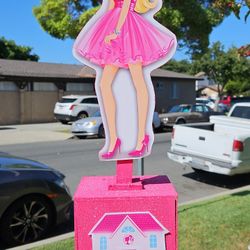 Barbie Centerpiece