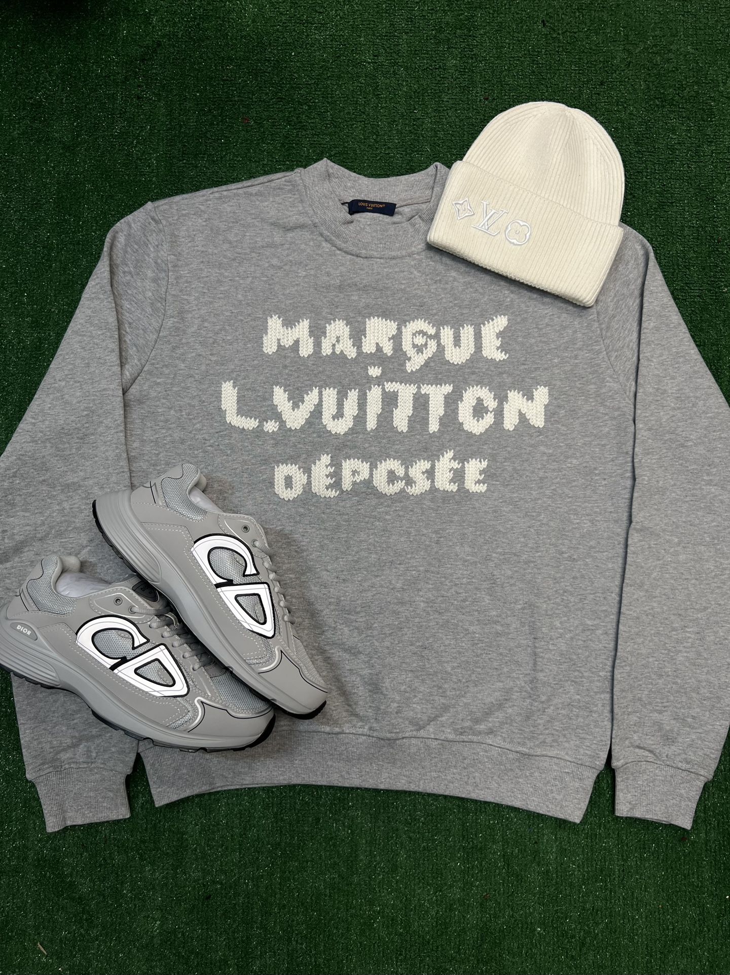 Lv Long sleeve