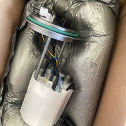 2017-2020 Chevy Suburban/ Cadillac Escalade Fuel Pump A/C Delco Oem