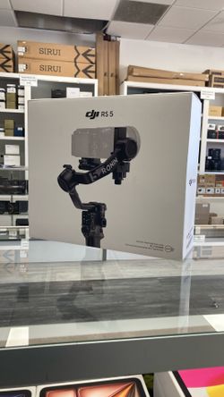 DJI RS 5 Camera Stabilizer