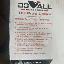 Single Arm Trap Thrower And Two Case Clay Target