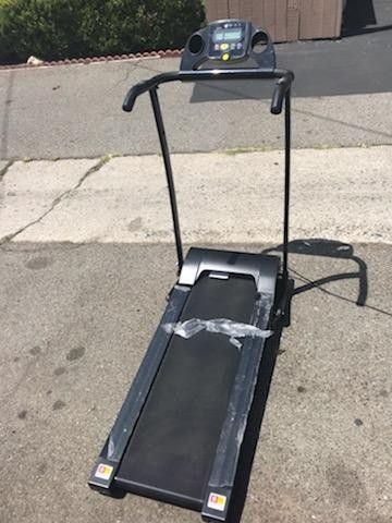 Brand new Treadmill 5ft electric for $100