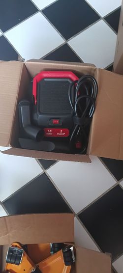 Portable wet dry vacuum