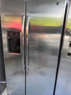 GE Stainless Steel Side-by-Side Refrigerator