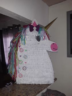 Unicorn piñata