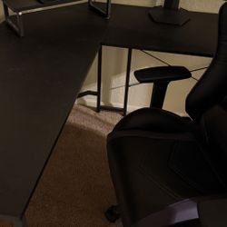 Desk And Chair 