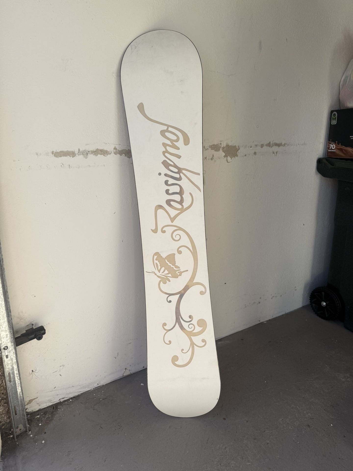 Rossignol Snowboard with bindings
