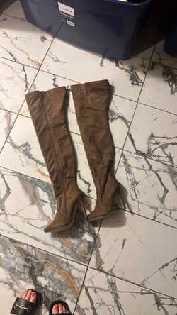 brown boots