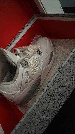 Jordan 4 Oreos size 8