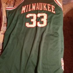 Vintage Kareem Abdul Jabbar Throwback Jersey