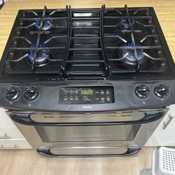 Kenmore Gas Range Stove