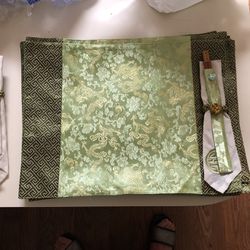 Chinese Placemats And Chopsticks Set 