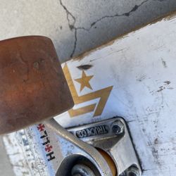 Venture Skateboard  31x7.5