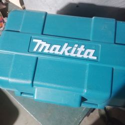 Makita Planer 6.5 Amp 31/4 Inch $80$