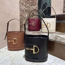 👜👛🎒🛍🕶👓
