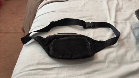 SHEIN Fanny pack