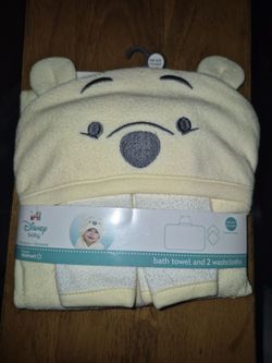 Baby bath towel and 2 washclothes