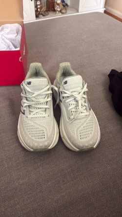 Running shoes