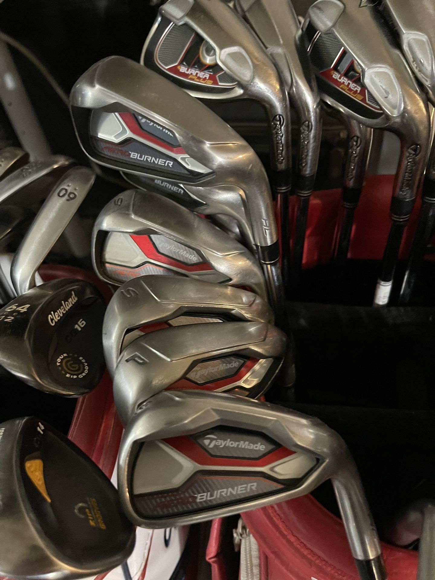 TaylorMade Aero Burner Golf Iron Set 4Sw Stiff for Sale in Las Vegas