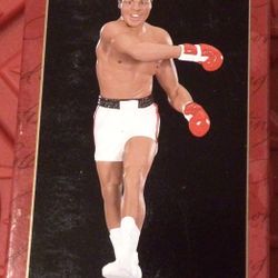 Hallmark Keepsake “Muhammad Ali” Ornament 