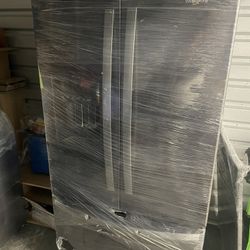 Whirlpool 25 Ft French Door Refrigerator 