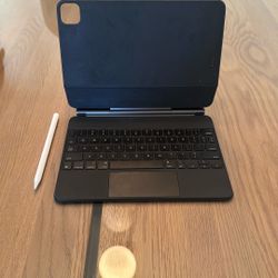 Magic Keyboard for iPad Air 11-inch (M2) - US English - Black  Model A2261 And Apple Pencil 2nd Gen