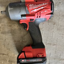 Milwaukee M 18 Impact Drill