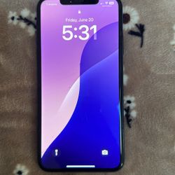 iPhone 11 Pro Max  256gb Cracked 