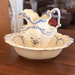 Vintage Pitcher And Wash Basin