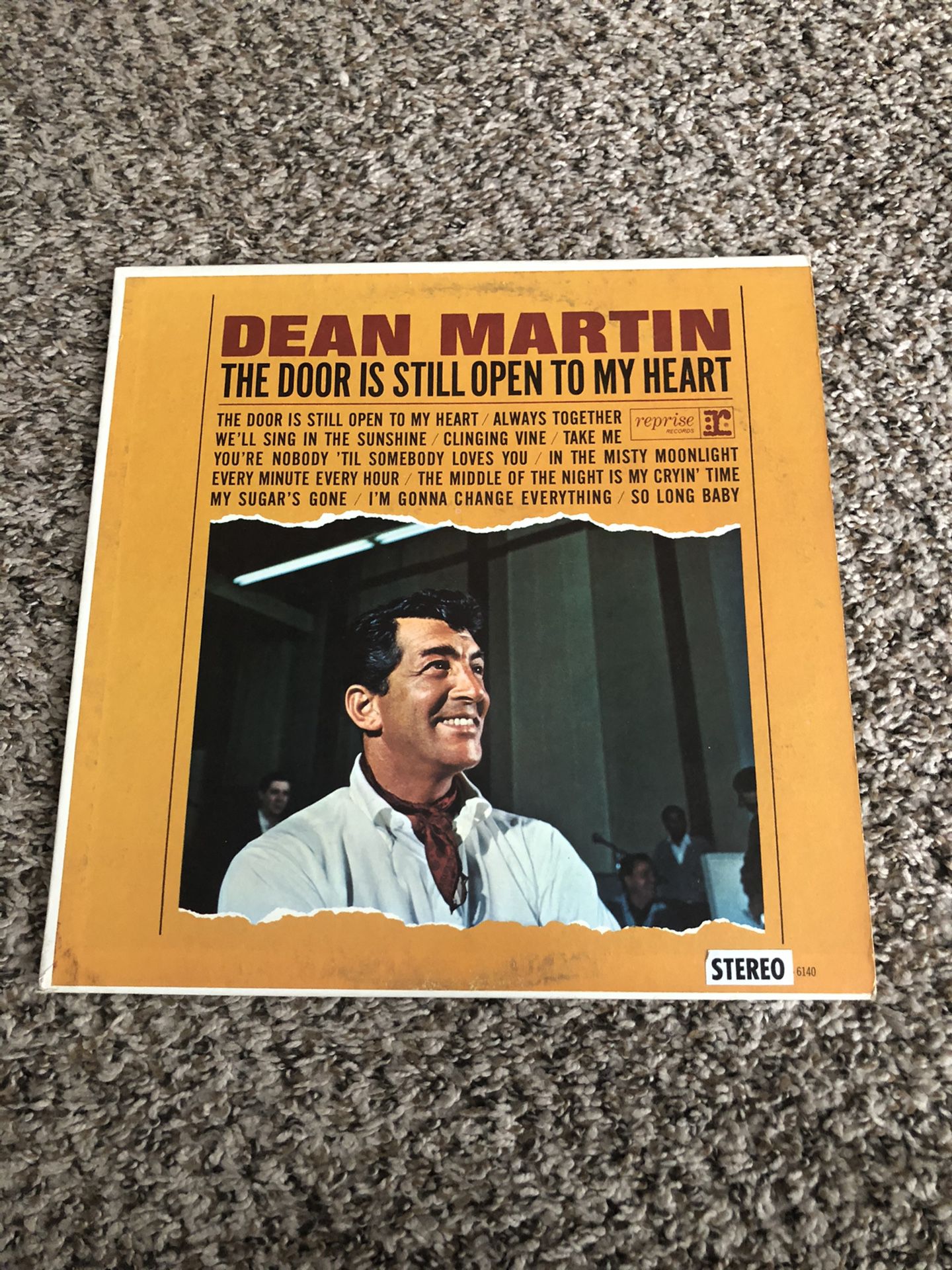 Dean Martin vinyl record no scratches or warp