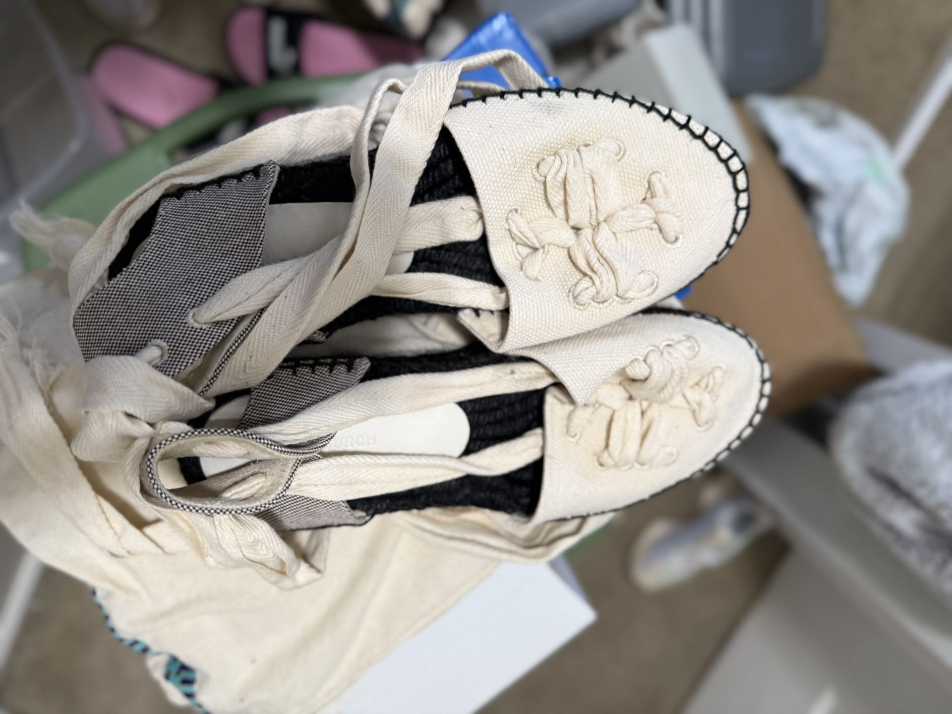 Tory B Sandals Very Pretty